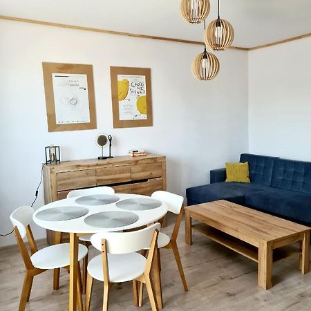 Apartament Walbrzych / Piaskowa Gora Екстериор снимка