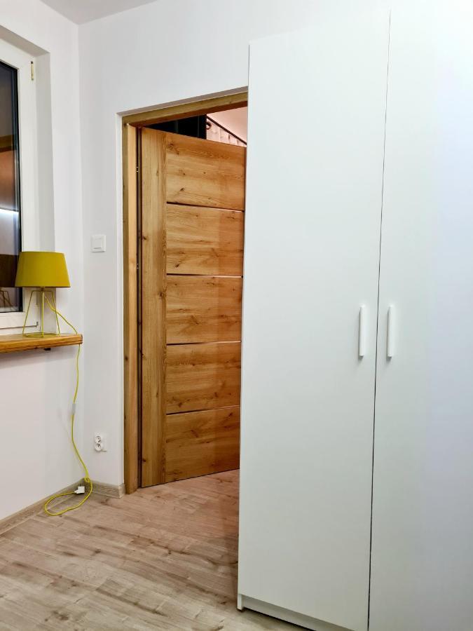 Apartament Walbrzych / Piaskowa Gora Екстериор снимка